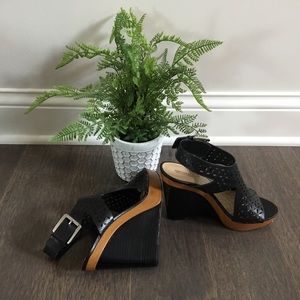Michael Kors wedges size 7!